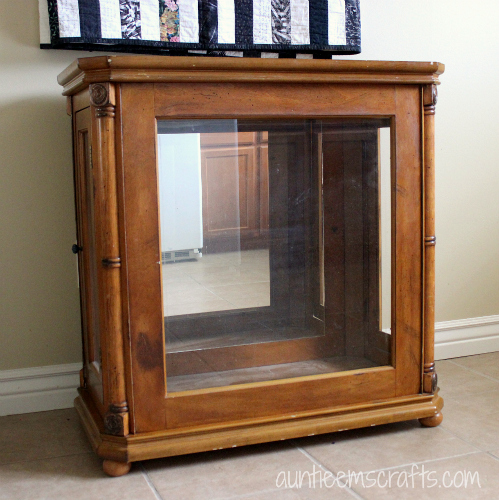 Quilt Cabinet Makeover with DIY Chalk Paint | AuntieEmsCrafts.com