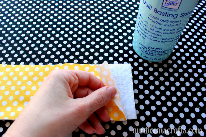 Protect your hands by adding insulated handles to your new Pyrex dishes! Tutorial by AuntieEmsCrafts.com