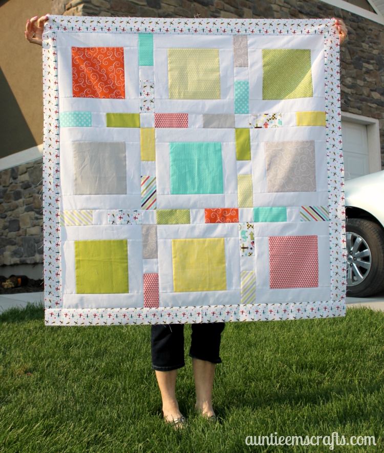 Oh Boy Baby Quilt on AuntieEmsCrafts.com. Riley Blake Oh Boy fabrics in a small Framed pattern by Camille Roskelley. Love it! 