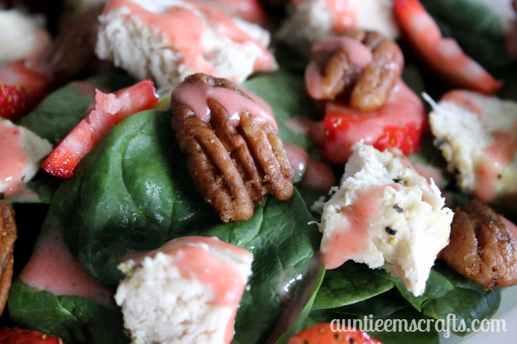 Summer Strawberry Salad with Candied Nuts and Homemade Dressing | AuntieEmsCrafts.com