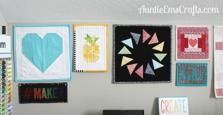 Pineapple Mini Quilt and a Giveaway! | Auntie Em's Crafts