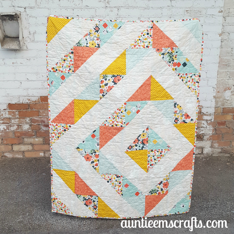 Fancy and Fabulous HST Quilt | AuntieEmsCrafts.com