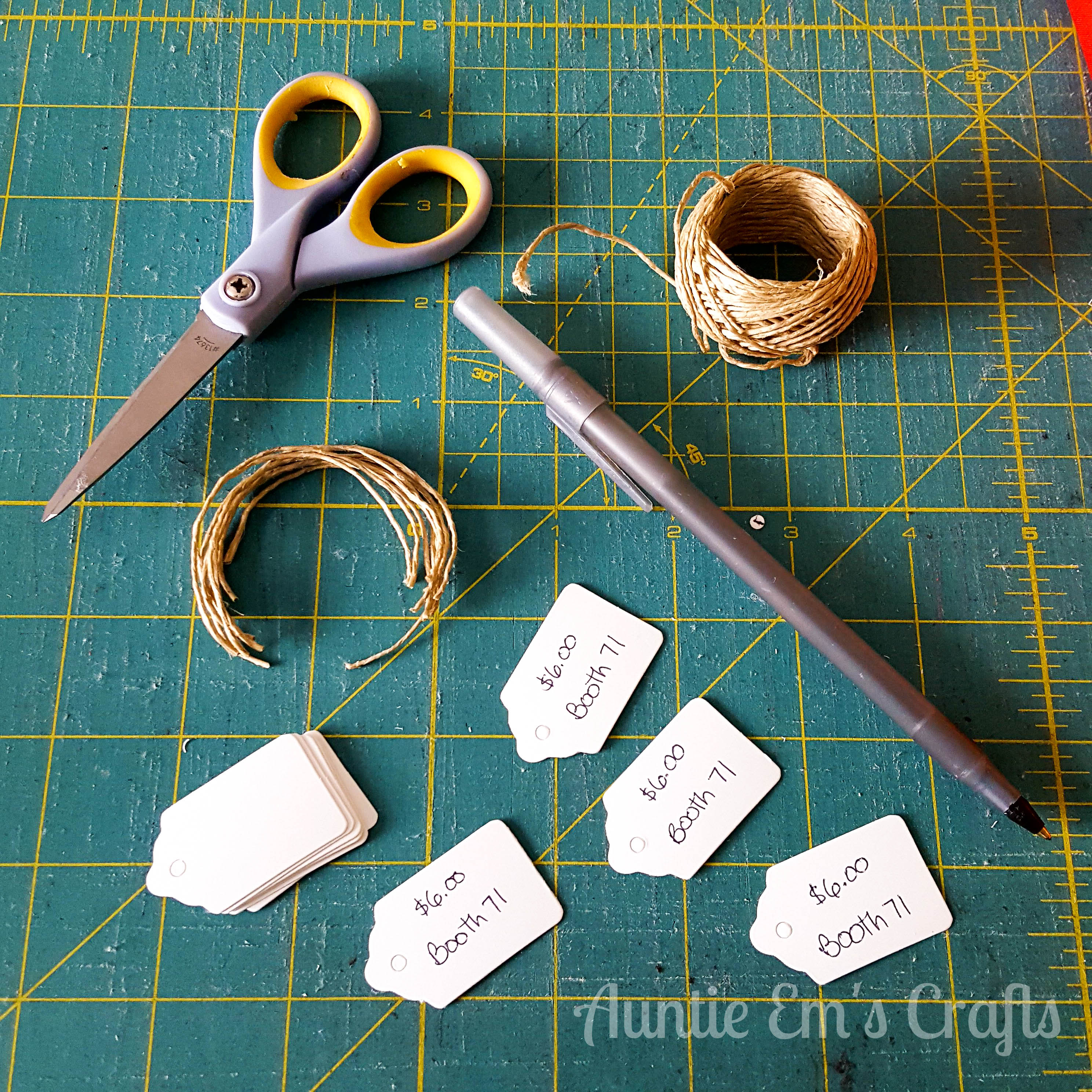 My 2x6 Craft Show Display | AuntieEmsCrafts.com