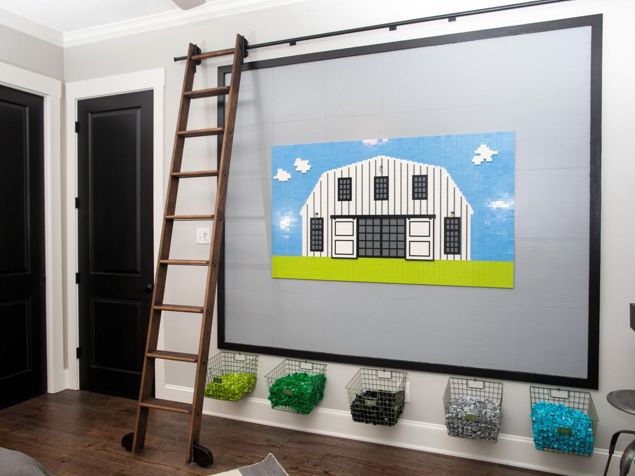 DIY Lego Wall | Auntie Em's Crafts